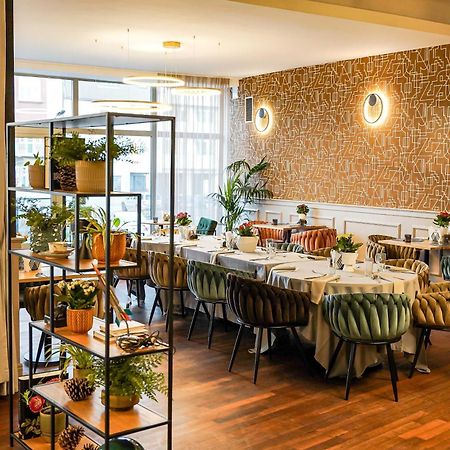 Hotel Tarnovia Tarnów Dış mekan fotoğraf