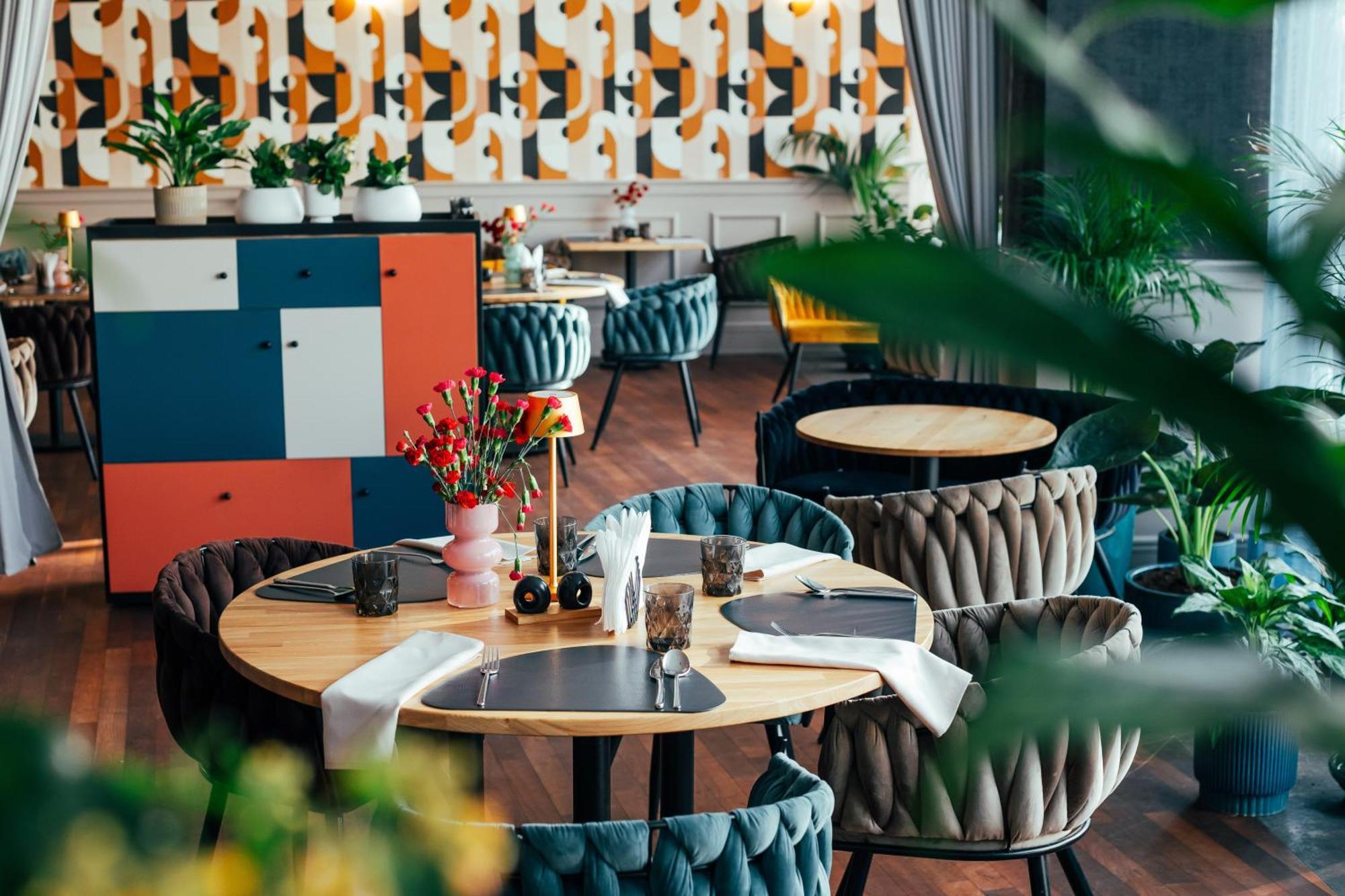 Hotel Tarnovia Tarnów Dış mekan fotoğraf