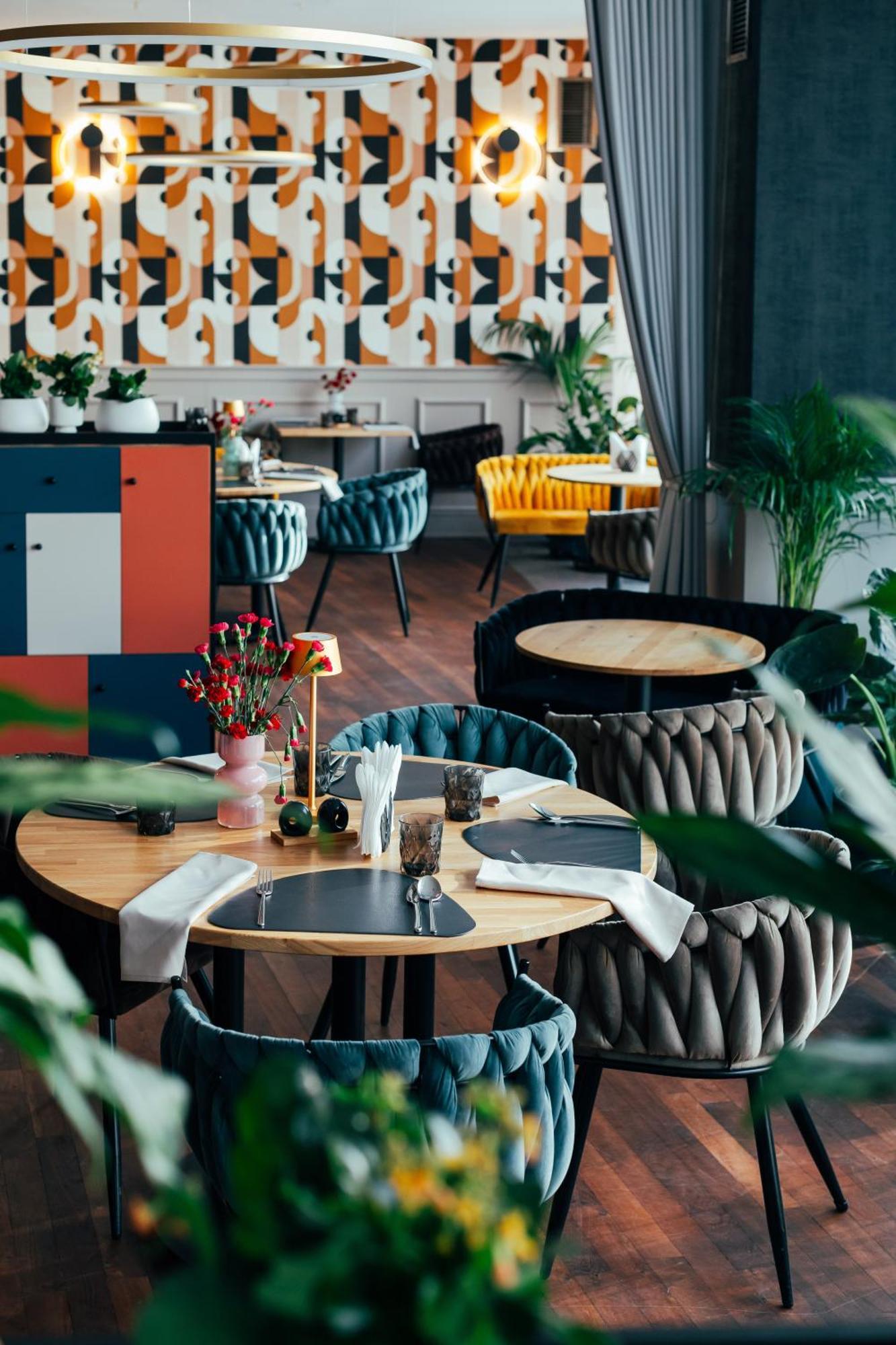 Hotel Tarnovia Tarnów Dış mekan fotoğraf
